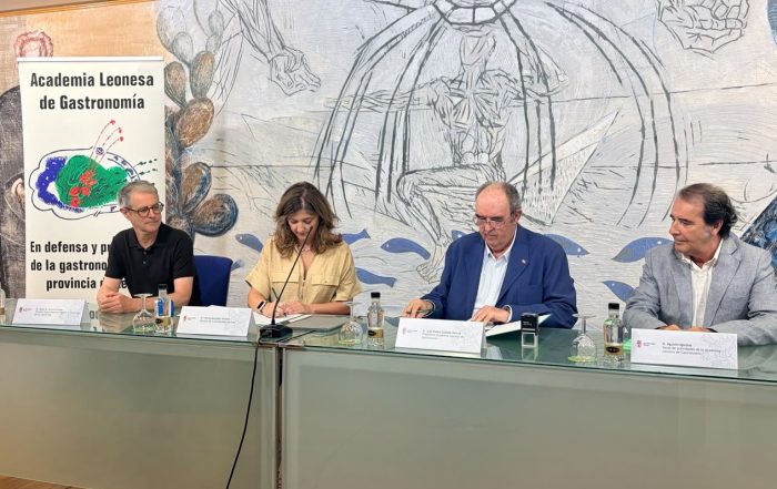 Convenio-ULE-Academia-Leonesa-de-Gastronomia-3
